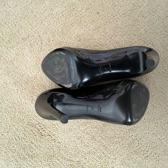 Prada patent leather peep Toe heel platform shoes - Picture 4 of 5